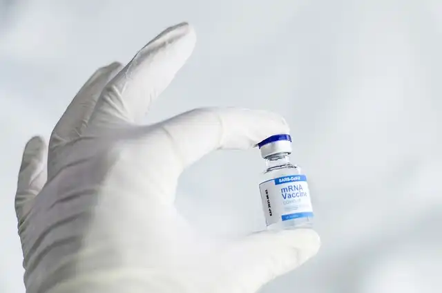 mRNA Vaccine Safety: Myocarditis, CDC & Government Concerns
