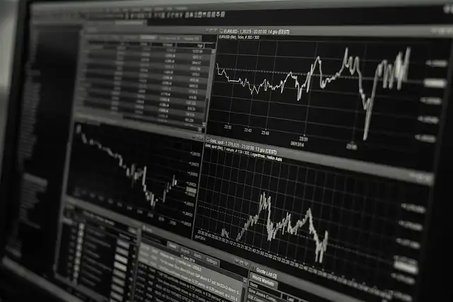 UK Employment & Unemployment: Key Data and Trends