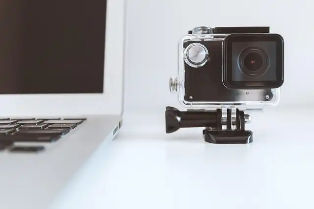 False AI Camera Claim: Fact-Checking Video